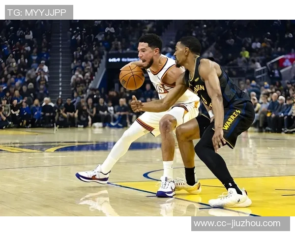 布克全能表现助球队取胜23投10中斩获31分8助攻三分球命中率高达66 布克全能表现助球队取胜23投10中斩获31分8助攻三分球命中率高达66