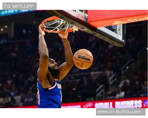 火记：米切尔罗宾逊抢进攻篮板能力强大亚当斯是否能与之抗衡